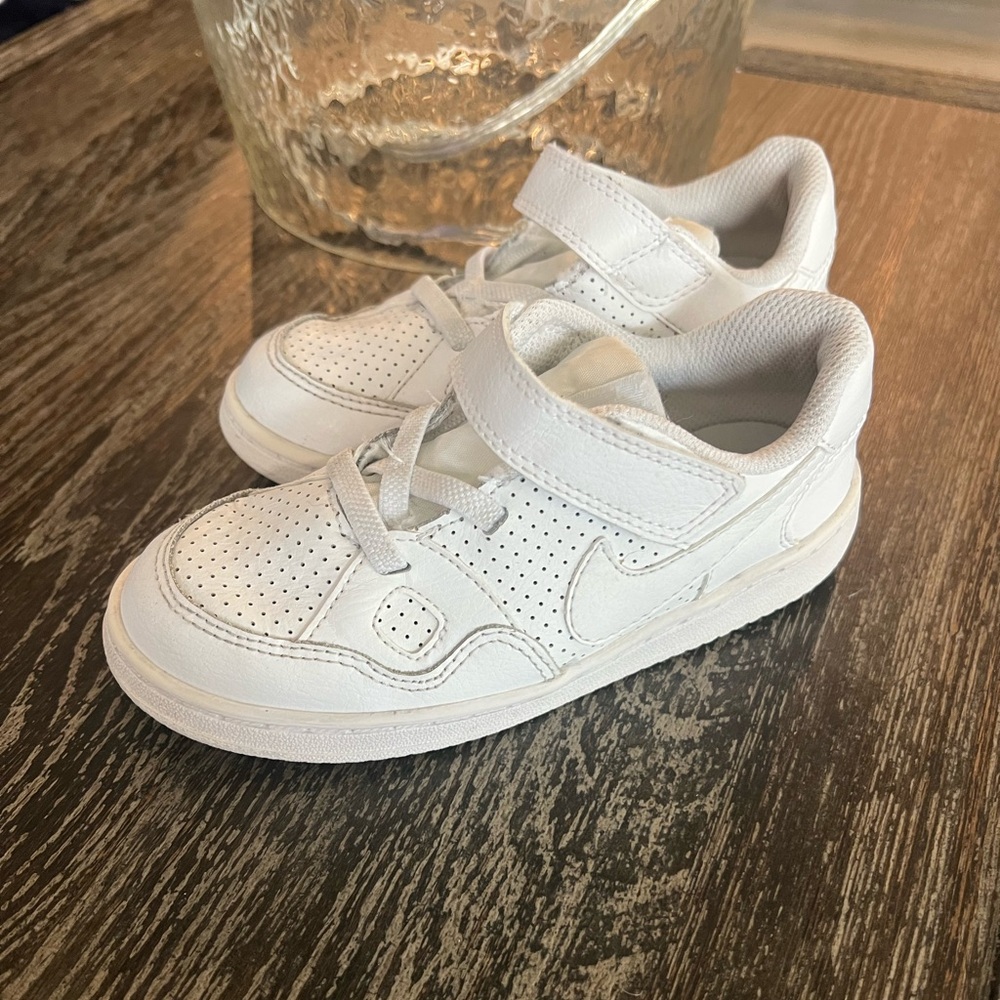Nike Son of Force shoes